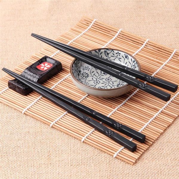 1pair reusable traditional chinese long chopsticks non-slip hashi sushi sticks chop sticks for dinner kitchen tableware1
1pair reusable traditional chinese long chopsticks non-slip hashi sushi sticks chop sticks for dinner kitchen tableware1