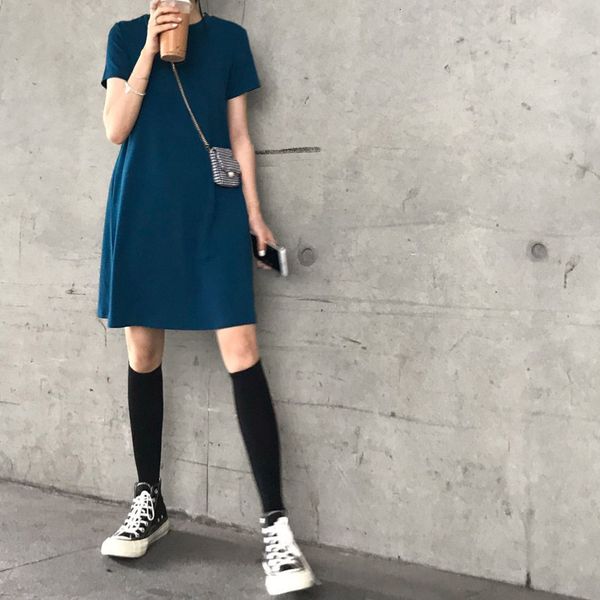 2021 new summer basic casual dress falling thin feeling of medium length and high shirt dressed in short sleeve fashion rmdl, Black;gray
2021 new summer basic casual dress falling thin feeling of medium length and high shirt dressed in short sleeve fashion rmdl, Black;gray