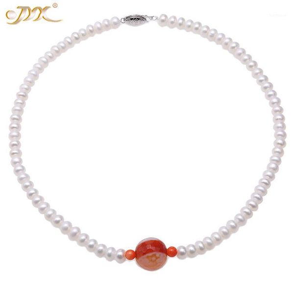 jyx 2020 elegant big bead 6-6.5mm flatly round white cultured freshwater pearl necklace with faced red agate 17" for women1, Silver
jyx 2020 elegant big bead 6-6.5mm flatly round white cultured freshwater pearl necklace with faced red agate 17" for women1, Silver