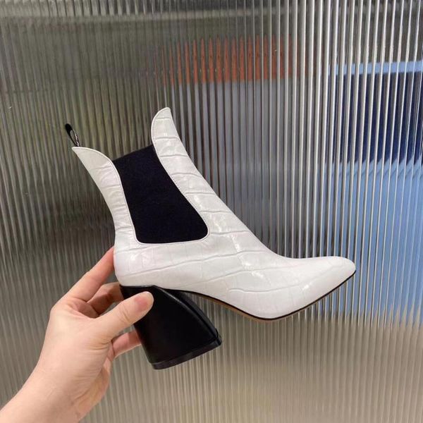 boots summer women fashion crocodile embossing high genuine leather solid color heel, Black
boots summer women fashion crocodile embossing high genuine leather solid color heel, Black