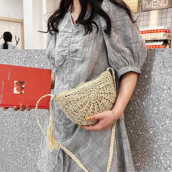 женщины мешок соломы handwoven ретро rattan бич crossbody сумки для женщин 2020 torebki damskie мода solid bucket bag
женщины мешок соломы handwoven ретро rattan бич crossbody сумки для женщин 2020 torebki damskie мода solid bucket bag