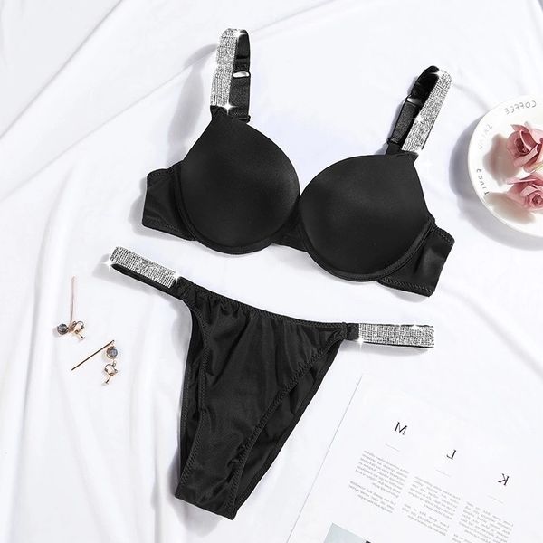women rhinestones set two pieces push up bra and high waist panty suit elegant letter lady lingerie soft underwear, Red;black
women rhinestones set two pieces push up bra and high waist panty suit elegant letter lady lingerie soft underwear, Red;black