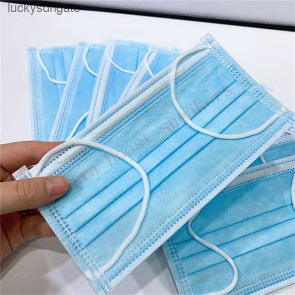 non-woven 3-ply filter face mouth disposable masks 100pcs mask pm2.5 anti pollution anti-dust protective sanitary colorful pink blue
non-woven 3-ply filter face mouth disposable masks 100pcs mask pm2.5 anti pollution anti-dust protective sanitary colorful pink blue