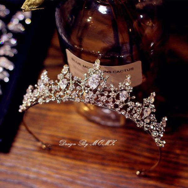 wanghong the same headdress princess crown 18 over adulthood queen bride wedding dress accessories, Silver
wanghong the same headdress princess crown 18 over adulthood queen bride wedding dress accessories, Silver