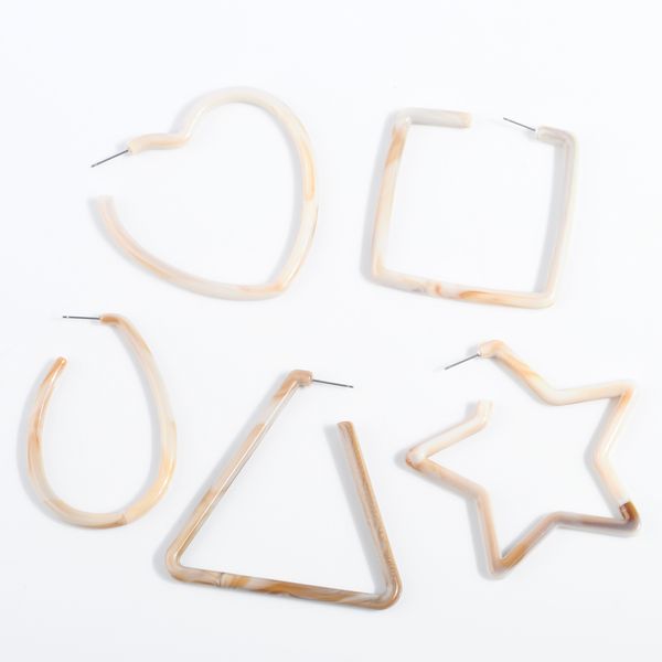 stud 2021 minimalist geometry big earrings for women vintage acrylic love heart design star shaped ear fashion jewelry, Golden;silver
stud 2021 minimalist geometry big earrings for women vintage acrylic love heart design star shaped ear fashion jewelry, Golden;silver