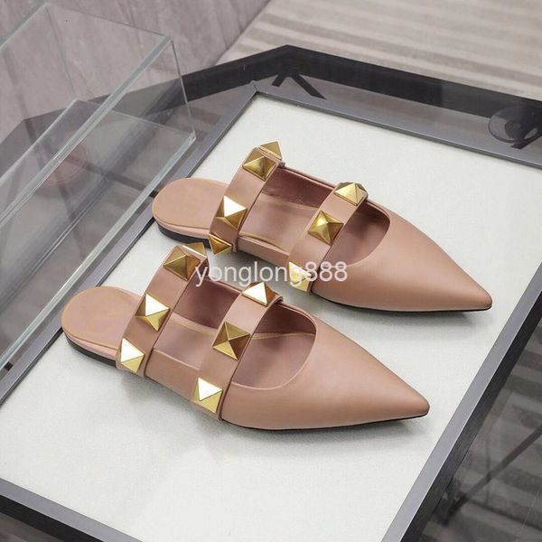 dress shoes rivet pointed baotou slippers summer buckle thick heel empty fashion cowhide women's shoes, Black
dress shoes rivet pointed baotou slippers summer buckle thick heel empty fashion cowhide women's shoes, Black