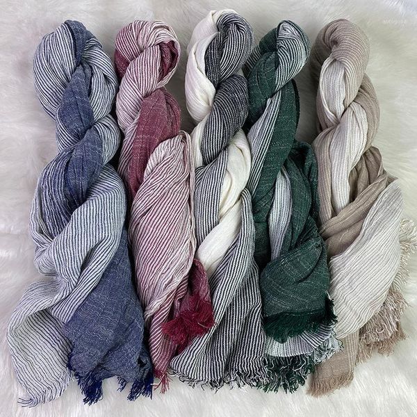 scarves 2021 kroea style spring cotton and linen striped plaid long women's shawl fashion scarf10pc/lot1, Blue;gray
scarves 2021 kroea style spring cotton and linen striped plaid long women's shawl fashion scarf10pc/lot1, Blue;gray