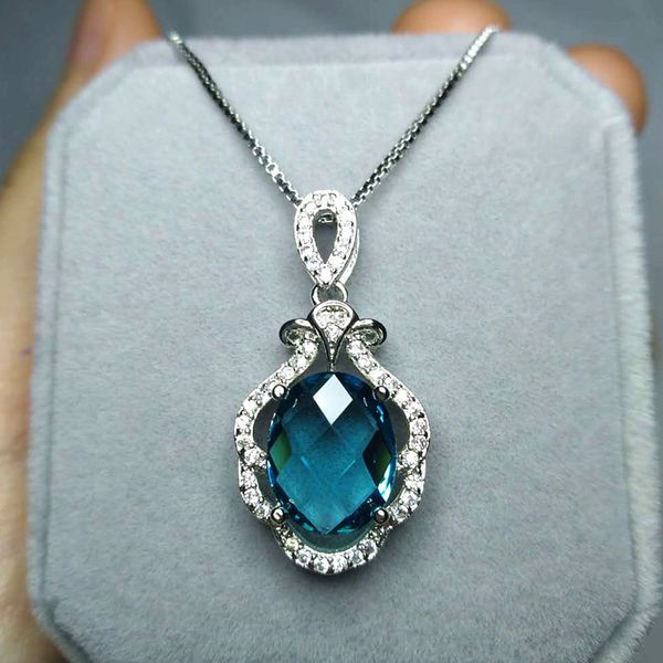 vintage aquamarine gemstone blue crystal pendant necklaces for women diamonds 18k white gold tone choker argent jewelry bijoux q1113, Silver
vintage aquamarine gemstone blue crystal pendant necklaces for women diamonds 18k white gold tone choker argent jewelry bijoux q1113, Silver