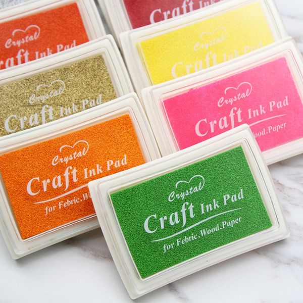 15pcs/lot colors stamp inkpad big size diy scrapbooking vintage crafts ink pad colorful inkpad stamps sealing decoration 1019
15pcs/lot colors stamp inkpad big size diy scrapbooking vintage crafts ink pad colorful inkpad stamps sealing decoration 1019