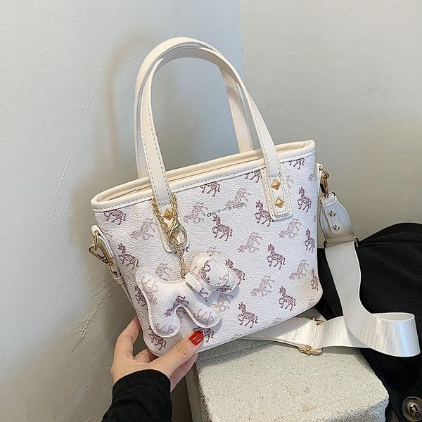 new french design fashion underarm bag bucket bag handbag & elegant shoulder messenger width 24cm height 18 cm