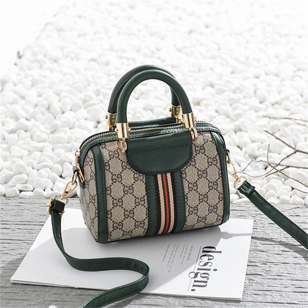 designer sale women's bag collision color zipper hand fresh small fragrance elegant fashion shoulder messenger
designer sale women's bag collision color zipper hand fresh small fragrance elegant fashion shoulder messenger