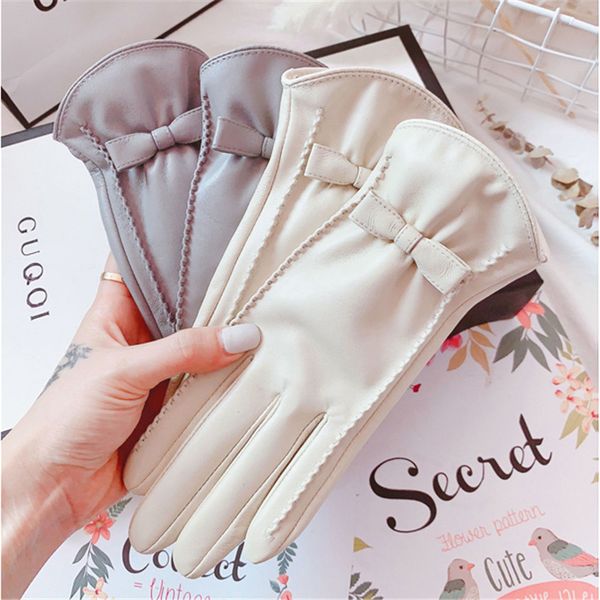 sheepskin gloves female autumn winter touch screen cute bowknot plus velvet thermal driving locomotive real leather gloves 1205 201020, Blue;gray
sheepskin gloves female autumn winter touch screen cute bowknot plus velvet thermal driving locomotive real leather gloves 1205 201020, Blue;gray