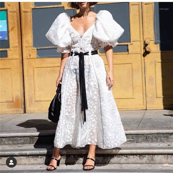 catwalk new style 2020 spring women dress v neck puff sleeve high waist ladies midi dress1, Black;gray
catwalk new style 2020 spring women dress v neck puff sleeve high waist ladies midi dress1, Black;gray