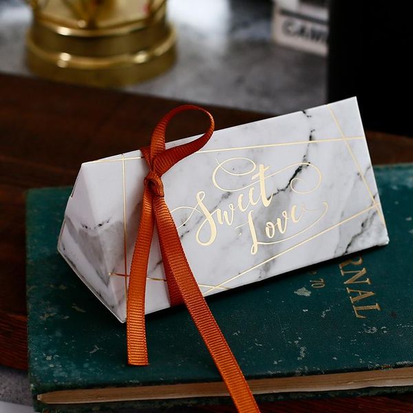 lbsisi life свадьба candy box любовь бронзировать шоколадное печенье бумажные подарочные коробки для baby shower день рождения партии свадеб
lbsisi life свадьба candy box любовь бронзировать шоколадное печенье бумажные подарочные коробки для baby shower день рождения партии свадеб