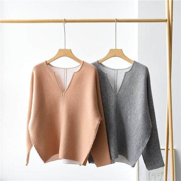 v- neck pure cashmere sweater camel and gray colour women's 2020 loose and comfortable keep warm autumn winter good quality, White;black
v- neck pure cashmere sweater camel and gray colour women's 2020 loose and comfortable keep warm autumn winter good quality, White;black