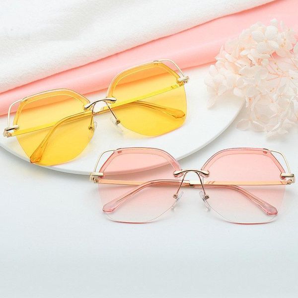 oversize integrated lens goggle sunglasses women rimless candy color glasses fashion men clear purple lens shades uv400 fml1, White;black
oversize integrated lens goggle sunglasses women rimless candy color glasses fashion men clear purple lens shades uv400 fml1, White;black