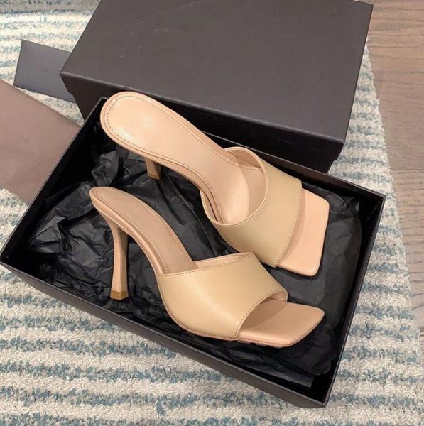 europe and the united states fashion square head high heel sandals women 20 new leather open toe back air sandals, Black
europe and the united states fashion square head high heel sandals women 20 new leather open toe back air sandals, Black