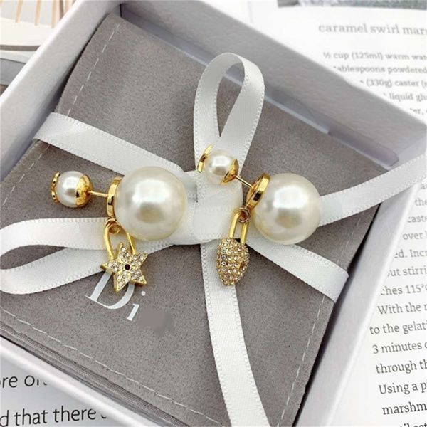 85% off factory clearance new love pentagonal star full diamond pearl earrings female high version, Golden
85% off factory clearance new love pentagonal star full diamond pearl earrings female high version, Golden