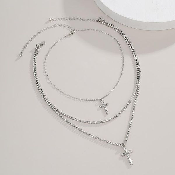 soeuropean brand popular multilayer imitation crystal chic cross pendant women choker necklace for female party jewelry gift sqccrx, Black;white 
soeuropean brand popular multilayer imitation crystal chic cross pendant women choker necklace for female party jewelry gift sqccrx, Black;white