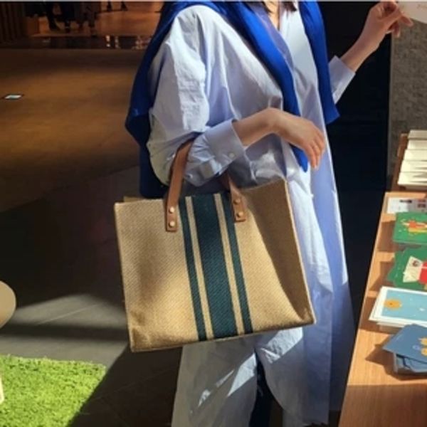 new woman bag women handbag straw bag big bags for woman 2020 new color matching weaving bighandbag fashion casual c0117
new woman bag women handbag straw bag big bags for woman 2020 new color matching weaving bighandbag fashion casual c0117