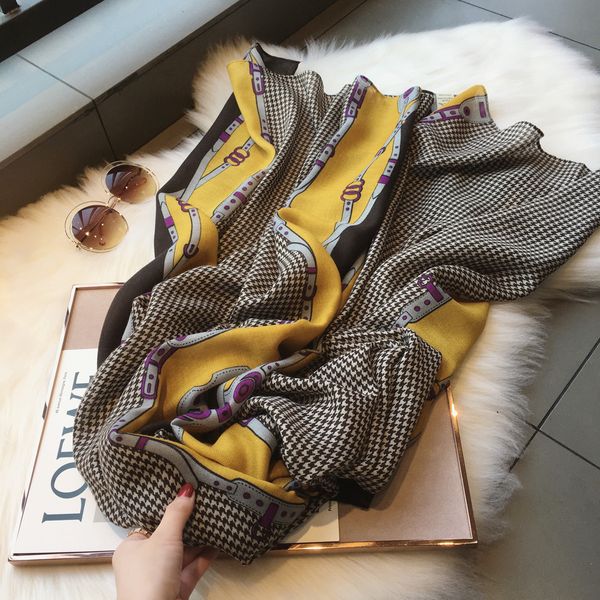 vipwinter temperament color matching chain, thousand bird check shawl, 2020 silk scarf, spring autumn cotton and hemp mvp, Blue;gray
vipwinter temperament color matching chain, thousand bird check shawl, 2020 silk scarf, spring autumn cotton and hemp mvp, Blue;gray