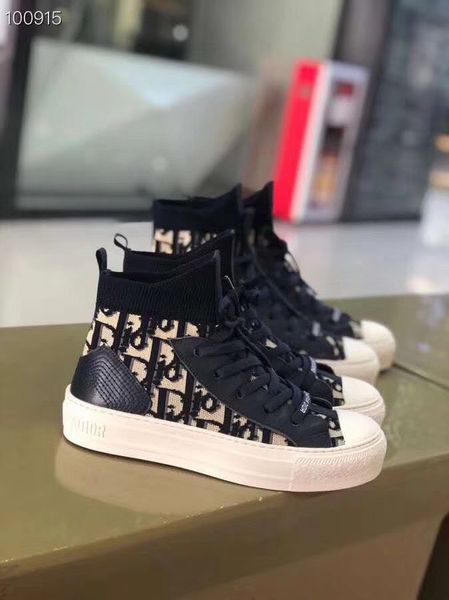 2020 5.5- luxury new canvas shoes fashion ladies high embossed sneakers casual designer women boots1, Black
2020 5.5- luxury new canvas shoes fashion ladies high embossed sneakers casual designer women boots1, Black