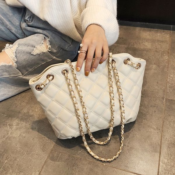 of38u big women 2020 chain fashion korean version of versatile messenger fashion shoulder hand shoulder bag bag new atmosphere handbag cdicl
of38u big women 2020 chain fashion korean version of versatile messenger fashion shoulder hand shoulder bag bag new atmosphere handbag cdicl