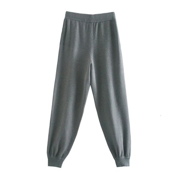 2021 new women simplicity waist knitted trousers female all-match leisure trouser leg elastic sweatpants, Black;white
2021 new women simplicity waist knitted trousers female all-match leisure trouser leg elastic sweatpants, Black;white