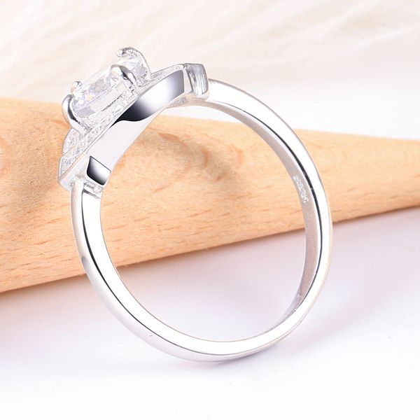 fashion tonglin popular european and american foreign trade creative simulation diamond ring womens wedding ring s925 sterling silver ring s
fashion tonglin popular european and american foreign trade creative simulation diamond ring womens wedding ring s925 sterling silver ring s