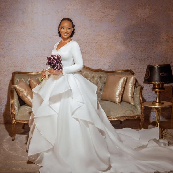 graceful tiered a line wedding dresses v neck long sleeves bridal gowns sweep train plus size robe de mariée, White
graceful tiered a line wedding dresses v neck long sleeves bridal gowns sweep train plus size robe de mariée, White