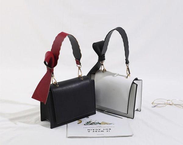 new fashion womens' pouch pu leather crossbody bags 2020 luxury small handbags totes bags synthetic leather on the shoulder lady
new fashion womens' pouch pu leather crossbody bags 2020 luxury small handbags totes bags synthetic leather on the shoulder lady