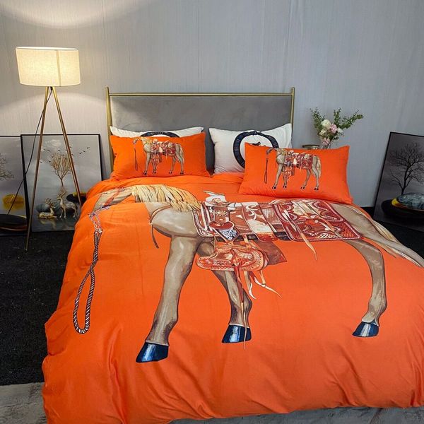 2021 orange bedding sets cover velvet bed comforters sets pillow cases luxury king size bedding sets home decoration2746596
2021 orange bedding sets cover velvet bed comforters sets pillow cases luxury king size bedding sets home decoration2746596