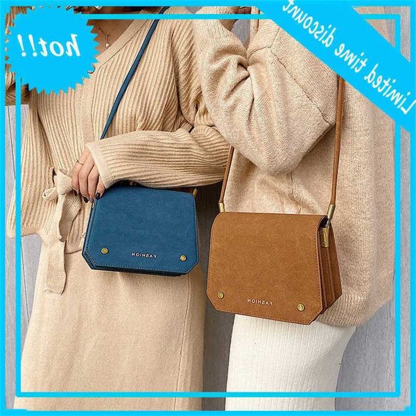 fashion pu leather shoulders girls short flap messenger crossbody casual tasks for women
fashion pu leather shoulders girls short flap messenger crossbody casual tasks for women