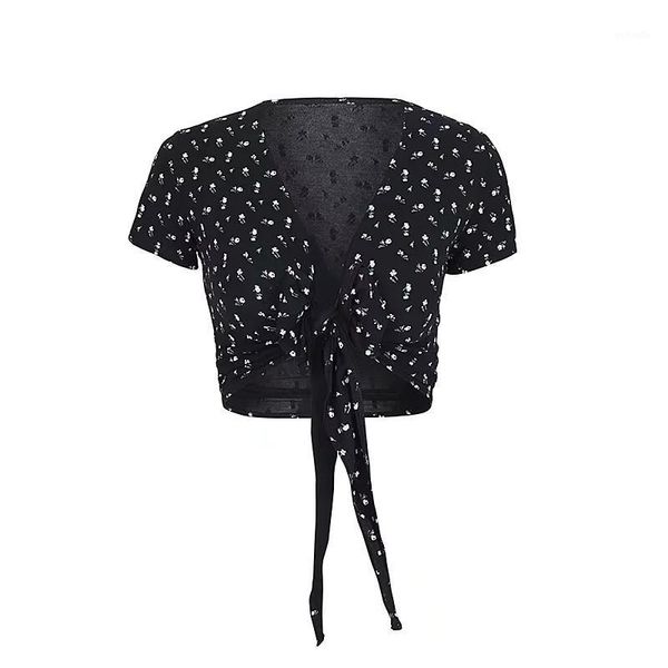 women v-neck tees short sleeves t-shirts cotton black white crop hem lace-up slim short t shirt female1
women v-neck tees short sleeves t-shirts cotton black white crop hem lace-up slim short t shirt female1