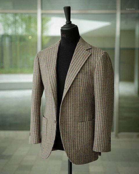 winter woolen plaid suit for men smart cacual one button 2021 fashion wedding party notched long sleeve jacket1, White;black
winter woolen plaid suit for men smart cacual one button 2021 fashion wedding party notched long sleeve jacket1, White;black