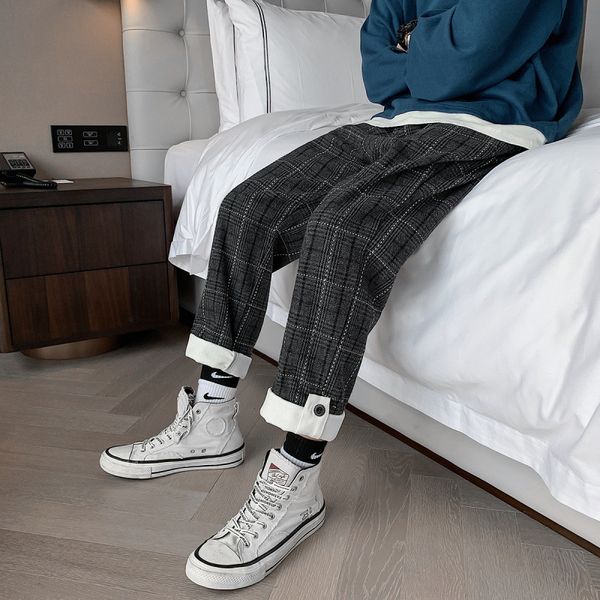 autumn and winter trend versatile plaid tweed casual men's loose, korean woolen thickened pants, fashion brand, Black
autumn and winter trend versatile plaid tweed casual men's loose, korean woolen thickened pants, fashion brand, Black