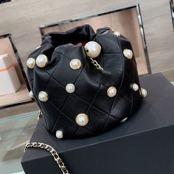 2021 s/s new fashion womens cc bag drawstring bucket bags pearl decoration shoulder bag luxurys designers bags ing
2021 s/s new fashion womens cc bag drawstring bucket bags pearl decoration shoulder bag luxurys designers bags ing