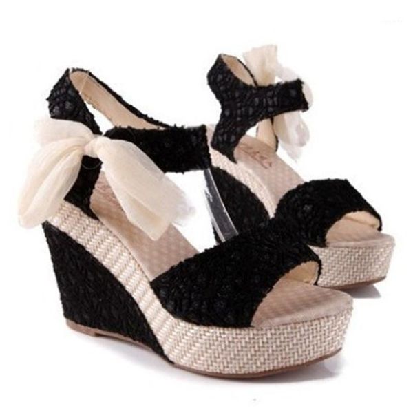 shoes women 2021 summer new sweet flowers buckle open toe wedge sandals floral high-heeled shoes platform sandals1, Black
shoes women 2021 summer new sweet flowers buckle open toe wedge sandals floral high-heeled shoes platform sandals1, Black