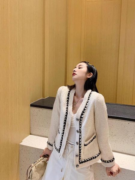 women's jackets wk081065 fashion women coats & 2021 runway luxury european design party style clothing, Black;brown
women's jackets wk081065 fashion women coats & 2021 runway luxury european design party style clothing, Black;brown