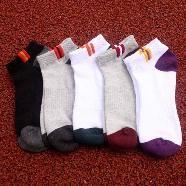 men's socks 1 pair 22x10cm woven polyester winter warm to the ankle fashionable style, Black
men's socks 1 pair 22x10cm woven polyester winter warm to the ankle fashionable style, Black
