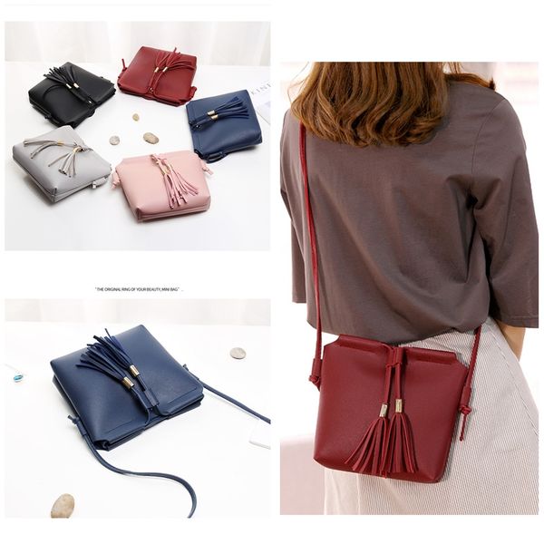 женщины дизайнерских сумки bucket мешок металл пояс crossbody сумка кисточка грудь тотализаторы fanny pack lady плечо pu сумки дешевый cz101
женщины дизайнерских сумки bucket мешок металл пояс crossbody сумка кисточка грудь тотализаторы fanny pack lady плечо pu сумки дешевый cz101
