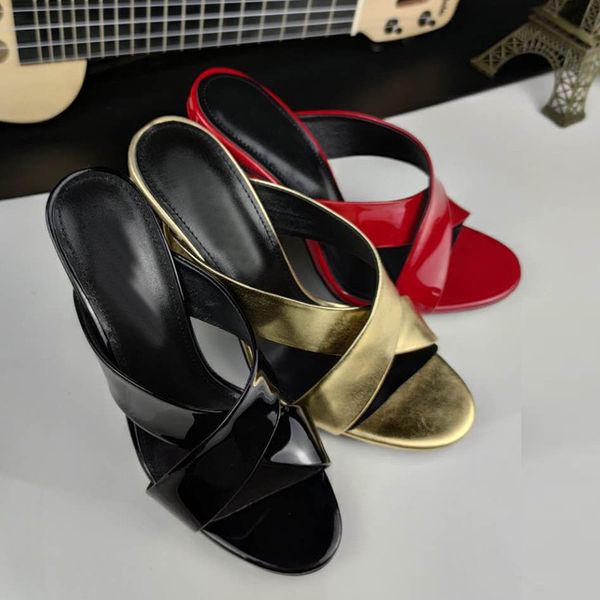 luxury designer famous product women's slippers sandals fashion spring and summer new high heels solid color non slip classic with shoe, Black
luxury designer famous product women's slippers sandals fashion spring and summer new high heels solid color non slip classic with shoe, Black