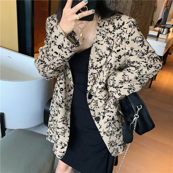 2020 spring and autumn vintage flocking floral lapel long sleeve two button suit women's jacket, Black
2020 spring and autumn vintage flocking floral lapel long sleeve two button suit women's jacket, Black