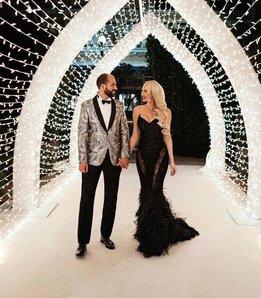 strapless mermaid evening dresses custom made black prom dress with feathers sweep train formal party gowns robes de soiree, Black;red
strapless mermaid evening dresses custom made black prom dress with feathers sweep train formal party gowns robes de soiree, Black;red
