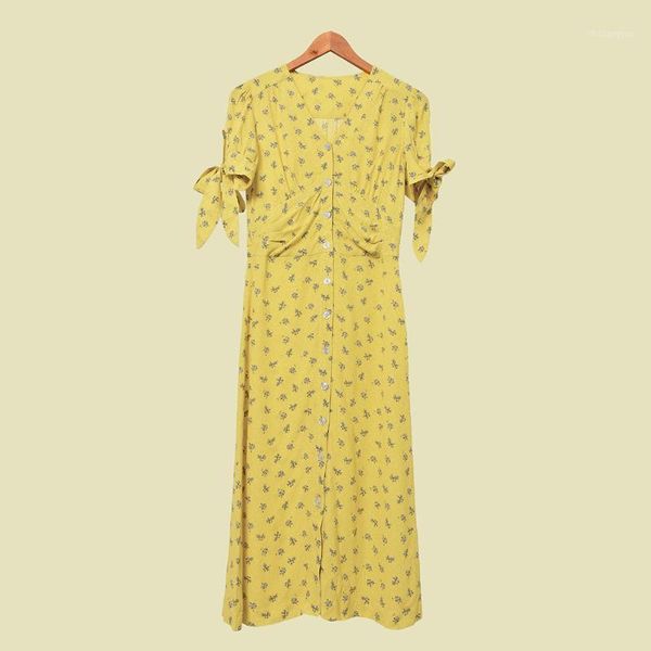 retro floral print women dress 2020 spring summer new breasted v-neck lace-up lady dress1, Black;gray
retro floral print women dress 2020 spring summer new breasted v-neck lace-up lady dress1, Black;gray