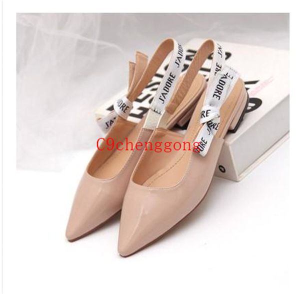 2021 letter bow knot high heel shoes women runway pointed toe low heel shoes woman gladiaor sandals lady brand design mesh flat shoes, Black
2021 letter bow knot high heel shoes women runway pointed toe low heel shoes woman gladiaor sandals lady brand design mesh flat shoes, Black
