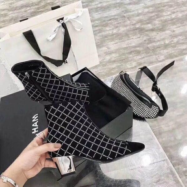 modern high-end diamond-encrusted boots sheepskin lining heel height 5 cm rubber and leather outsole, Black
modern high-end diamond-encrusted boots sheepskin lining heel height 5 cm rubber and leather outsole, Black