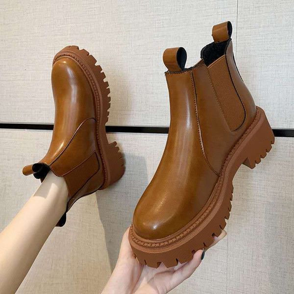 autumn 2021 new leather from chunky plutonium boots women shoes thick punk soles black boot 35-39 09i4
autumn 2021 new leather from chunky plutonium boots women shoes thick punk soles black boot 35-39 09i4