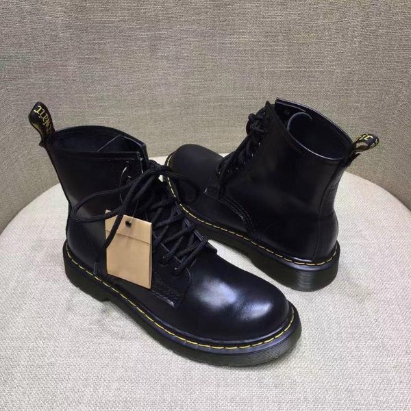 из натуральной кожи на шнуровке мартин сапоги женский 8 hole combat boots плоский каблук тхи дном локомотив sho леди обувь -40, Black
из натуральной кожи на шнуровке мартин сапоги женский 8 hole combat boots плоский каблук тхи дном локомотив sho леди обувь -40, Black
