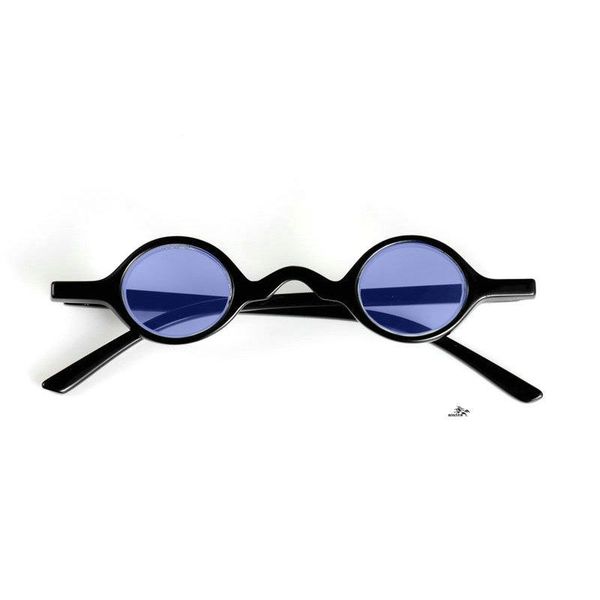 sunglasses mall retro round red men women brand designer 2021 vintage circle black pink lens hippie sun glasses shades fml, White;black
sunglasses mall retro round red men women brand designer 2021 vintage circle black pink lens hippie sun glasses shades fml, White;black